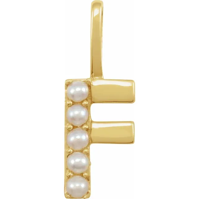 Mini pearls initial charmpendant