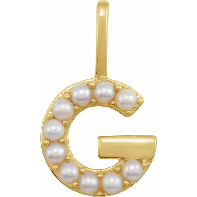 Mini pearls initial charmpendant