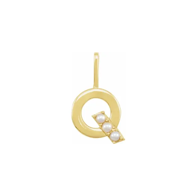 Mini pearls initial charmpendant