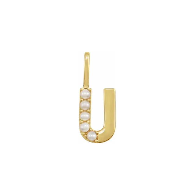 Mini pearls initial charmpendant