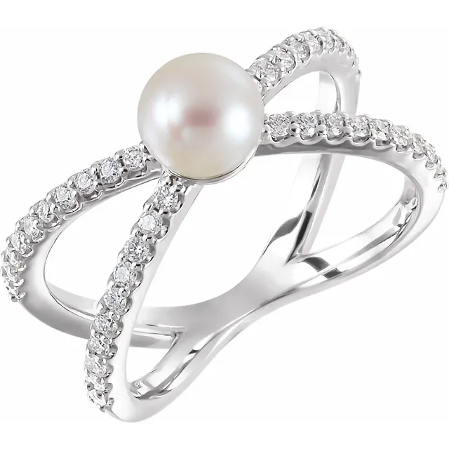 Pearl and Natural Diamond Ring