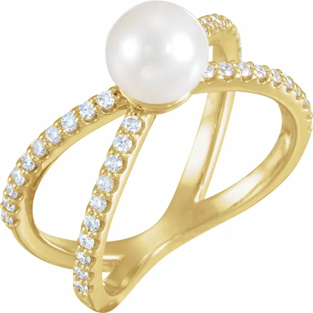 Pearl and Natural Diamond Ring