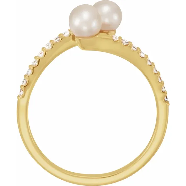 Pearl and Natural Diamond Ring